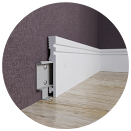 Flooring skirting installed both with glue and with clips